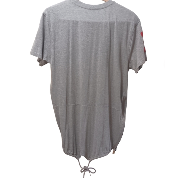 - SWITCH REMARKABLE TEE WITH FUN DETAILS - Picture 3 of 7